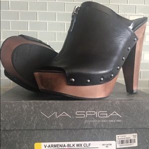 EUC VIA SPIGA HEELED MULES